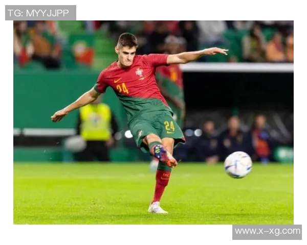 意甲激战：本菲卡逆转巴黎圣日耳曼红牌事件引发全场热议战术解析