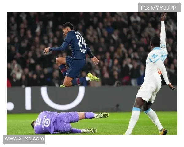 巴萨友谊赛小胜巴黎圣日耳曼乌龙球成比赛转折点